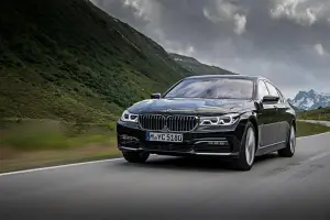 BMW 740e iPerformance 2016