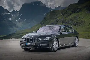 BMW 740e iPerformance 2016