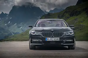 BMW 740e iPerformance 2016