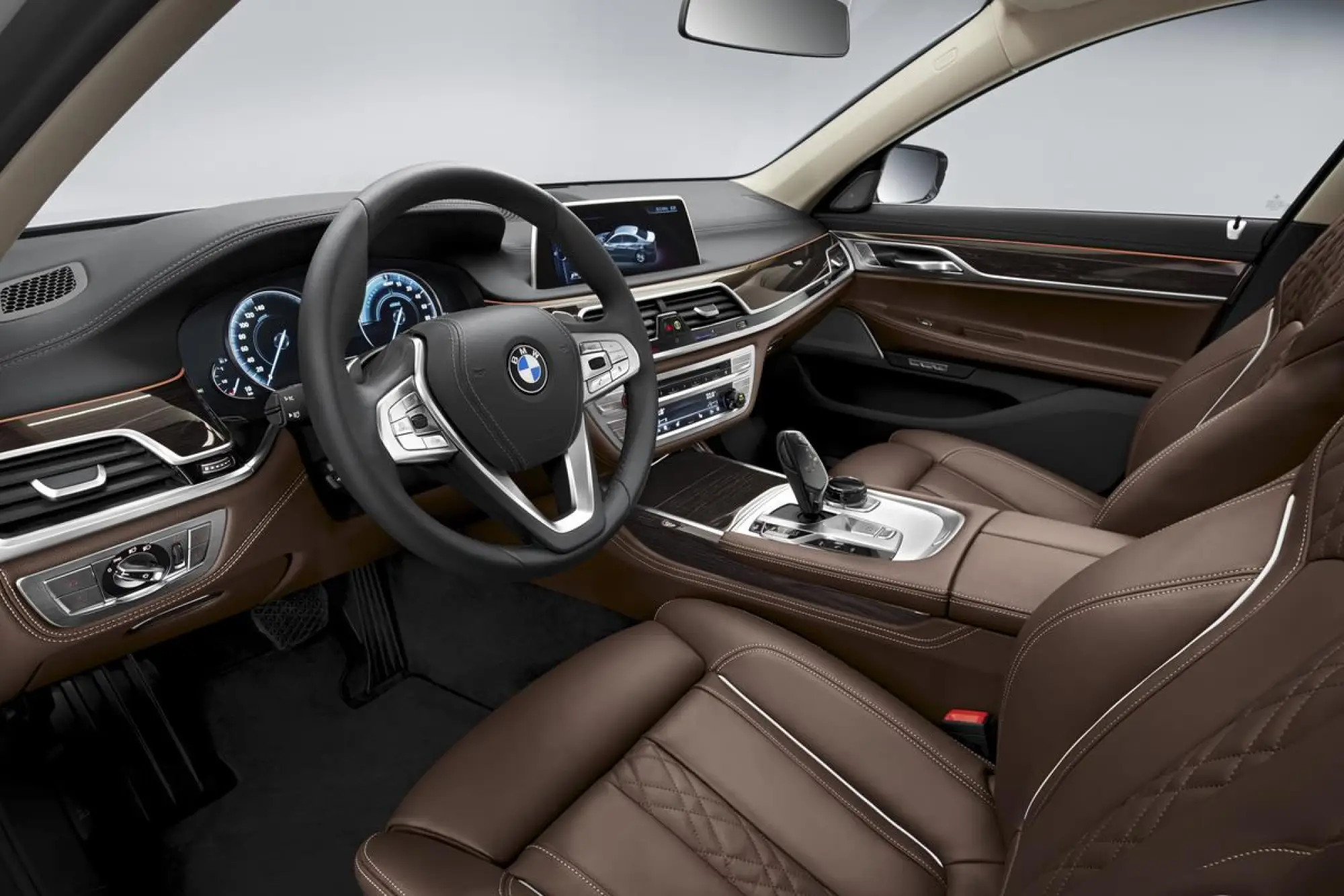BMW 740e iPerformance - 6
