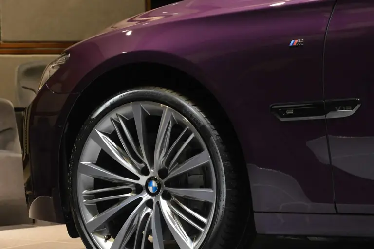 BMW 760Li Twilight Purple - 6