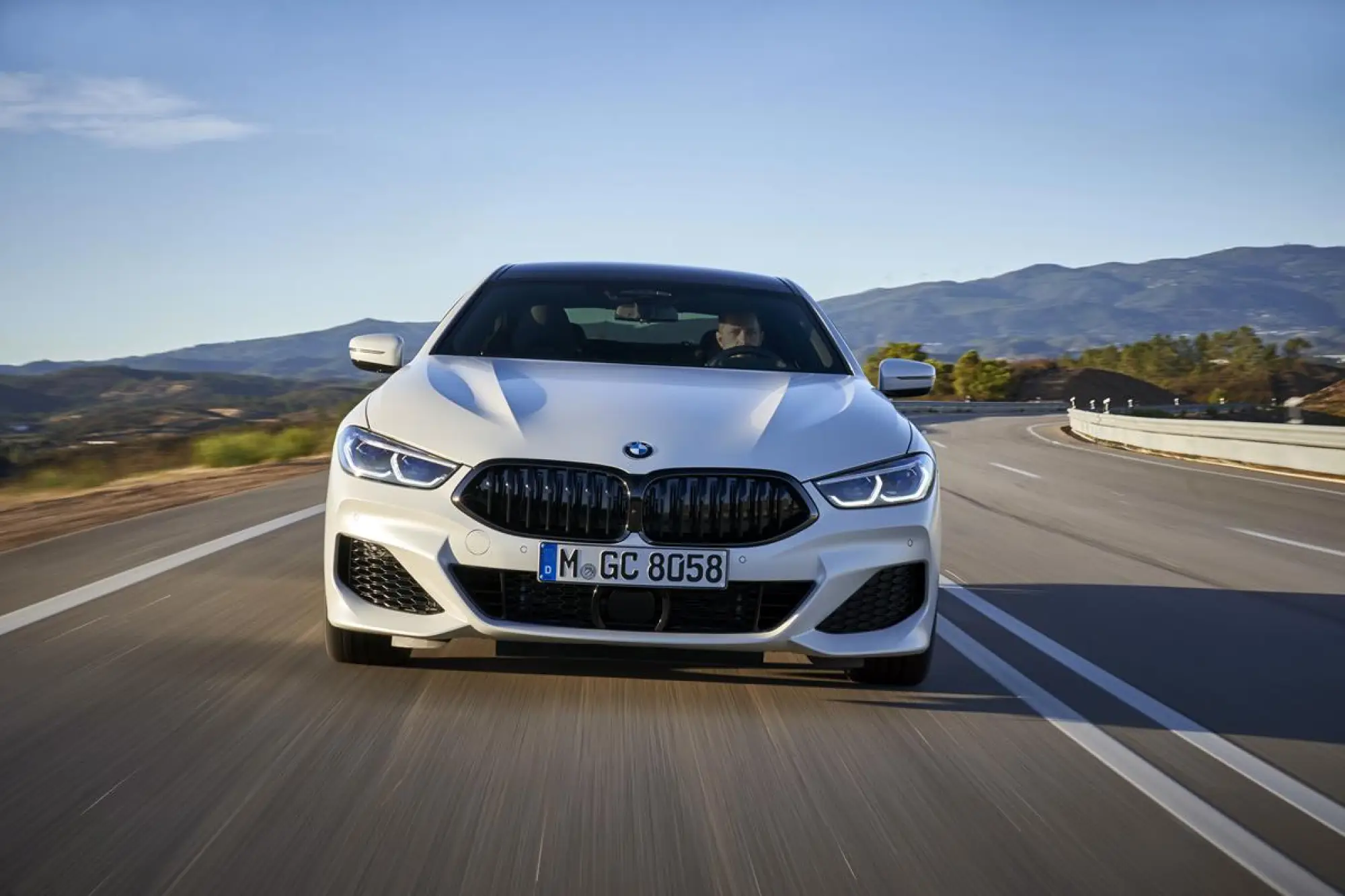 BMW 840i Gran Coupe - 76