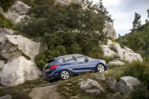 BMW Active Tourer 220d xDrive e BMW Active Tourer 225i xDrive 
