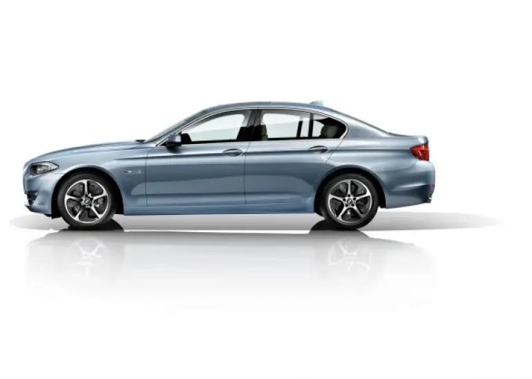 BMW ActiveHybrid 5 - 8