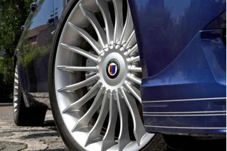 BMW Alpina B7 Sedan 2011 - 3