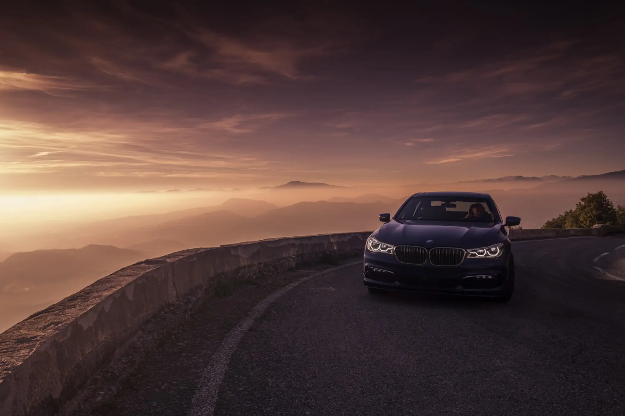 BMW Alpina B7 xDrive MY 2017 - 19
