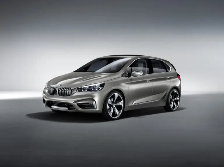 BMW Concept Active Tourer - Foto ufficiali - 1