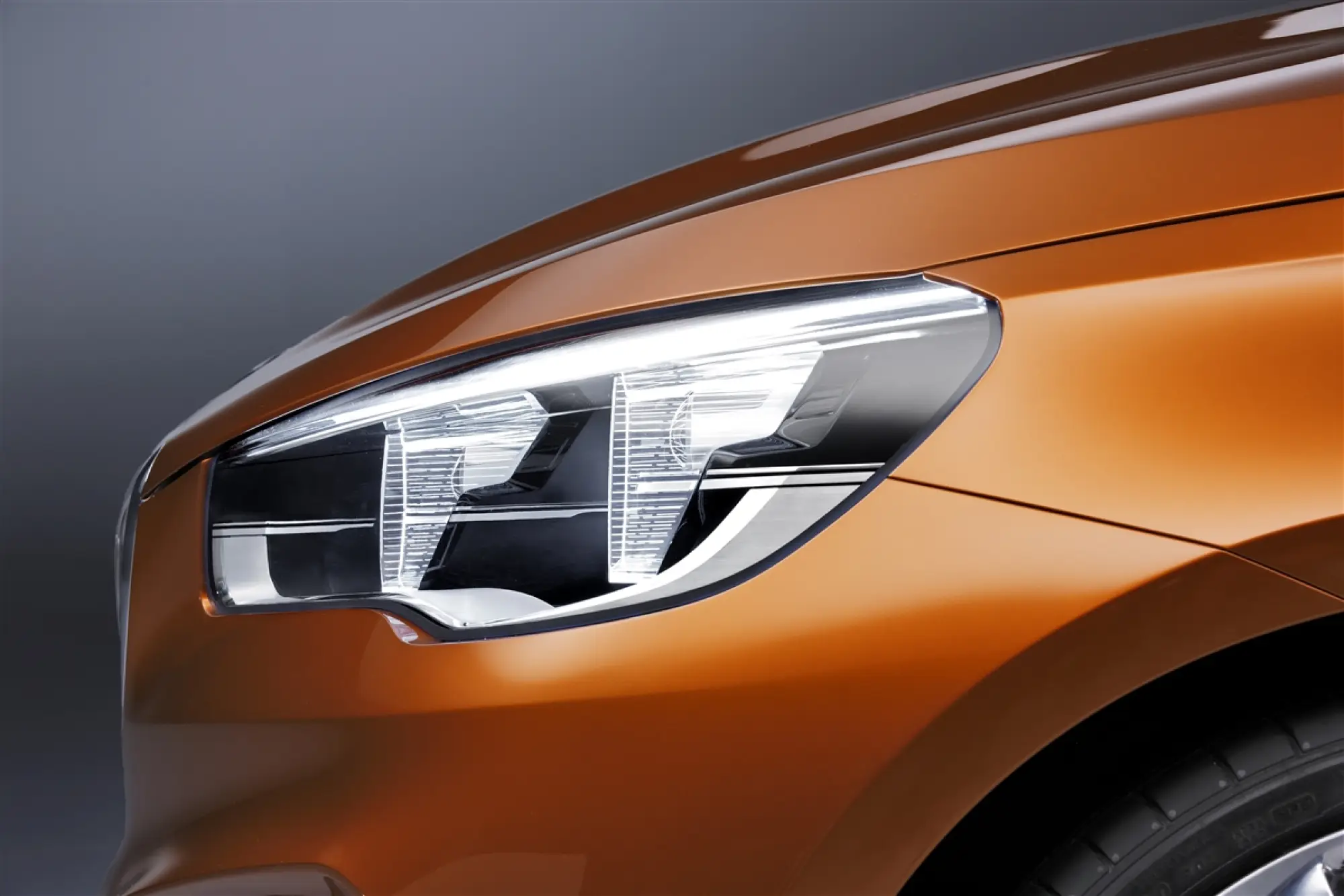 BMW Concept Active Tourer Outdoor - 20