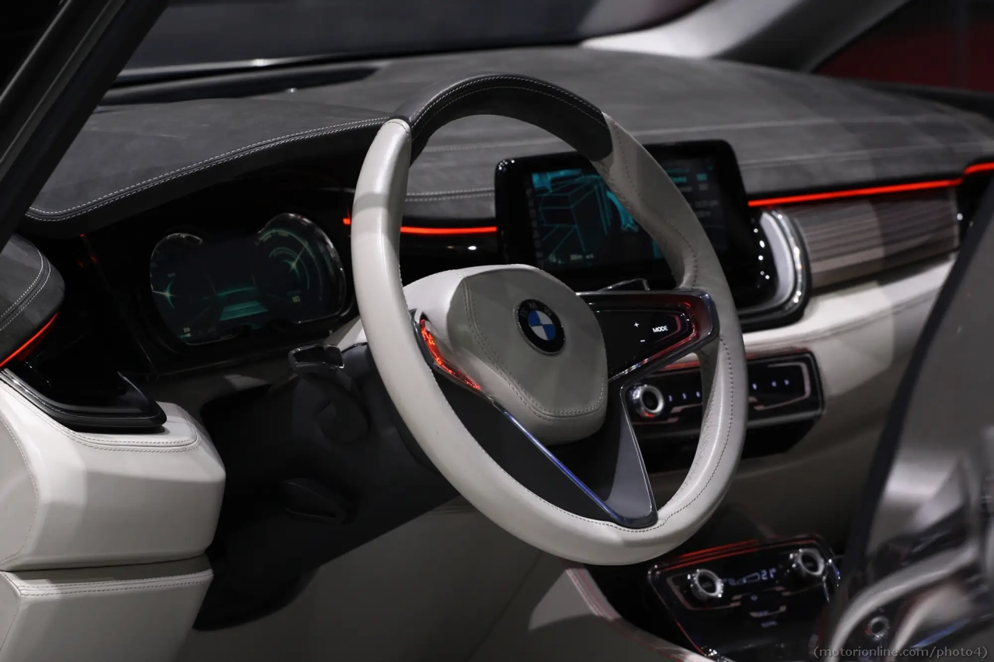 BMW Concept Active Tourer - Salone di Ginevra 2013 - 5