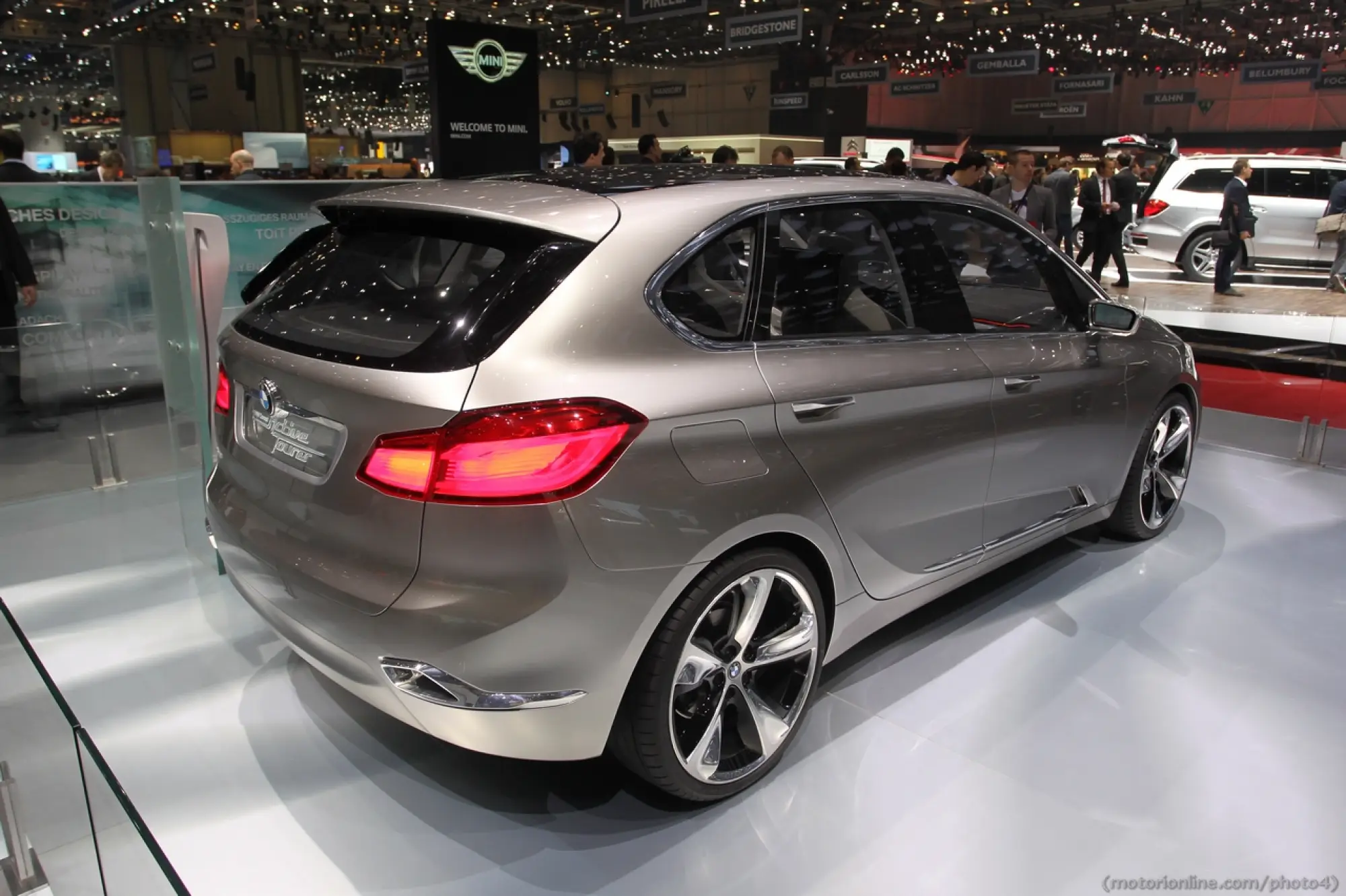 BMW Concept Active Tourer - Salone di Ginevra 2013 - 6