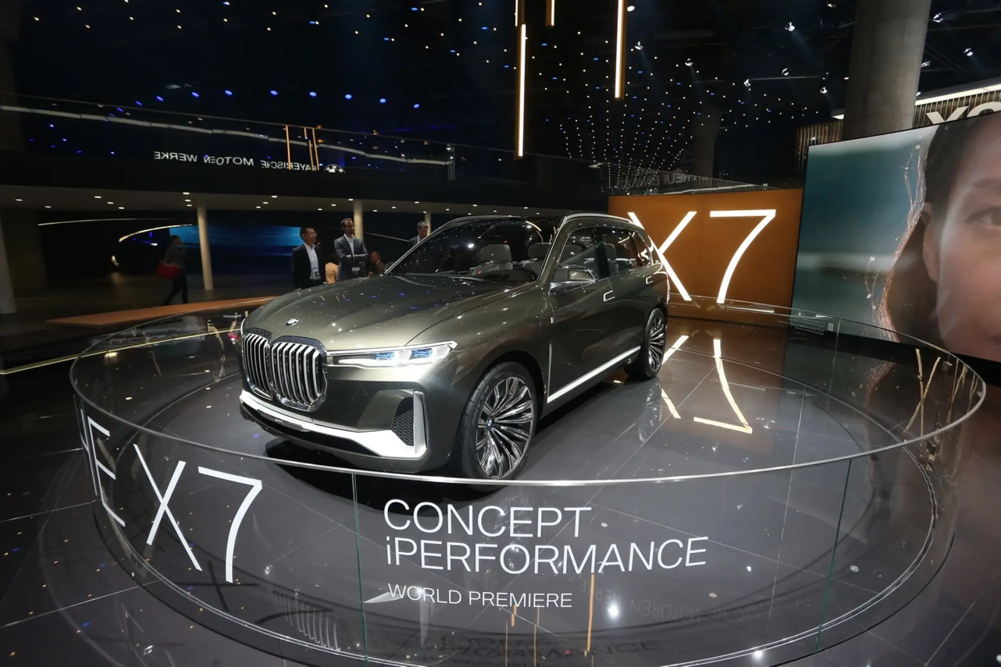 BMW Concept X7 iPerformance - Salone di Francoforte 2017 - 16