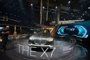 BMW Concept X7 iPerformance - Salone di Francoforte 2017