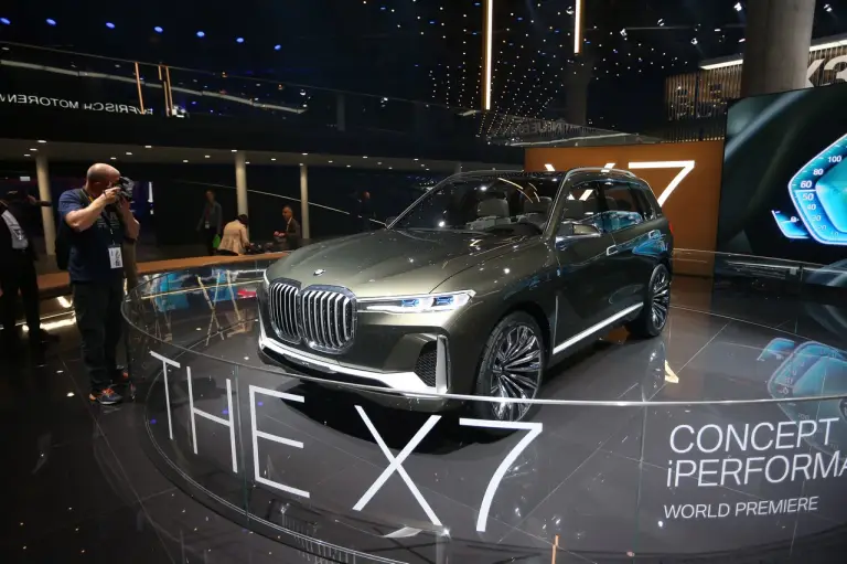 BMW Concept X7 iPerformance - Salone di Francoforte 2017 - 4