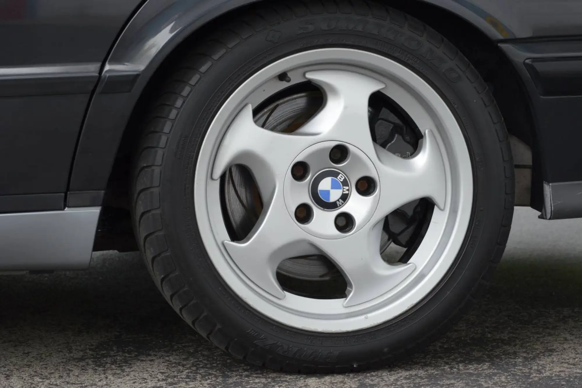 BMW E34 M5 - 10