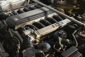 BMW E34 M5 - 17