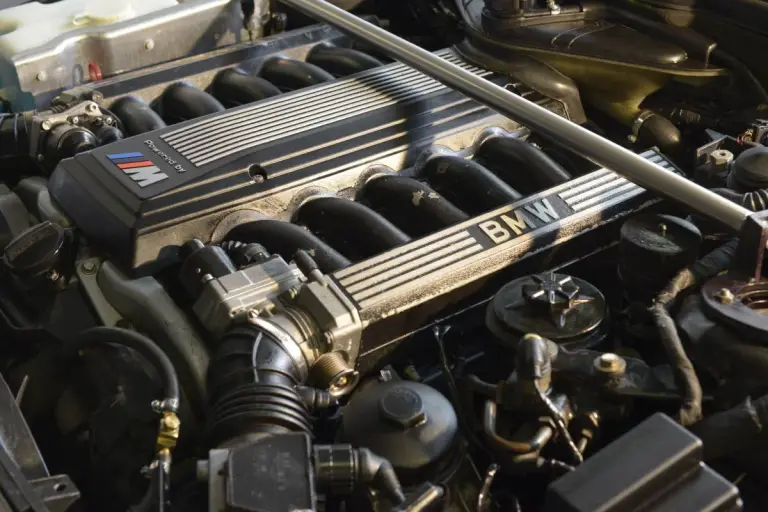BMW E34 M5 - 17