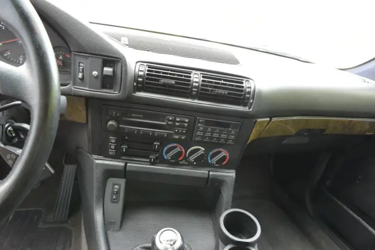 BMW E34 M5 - 3