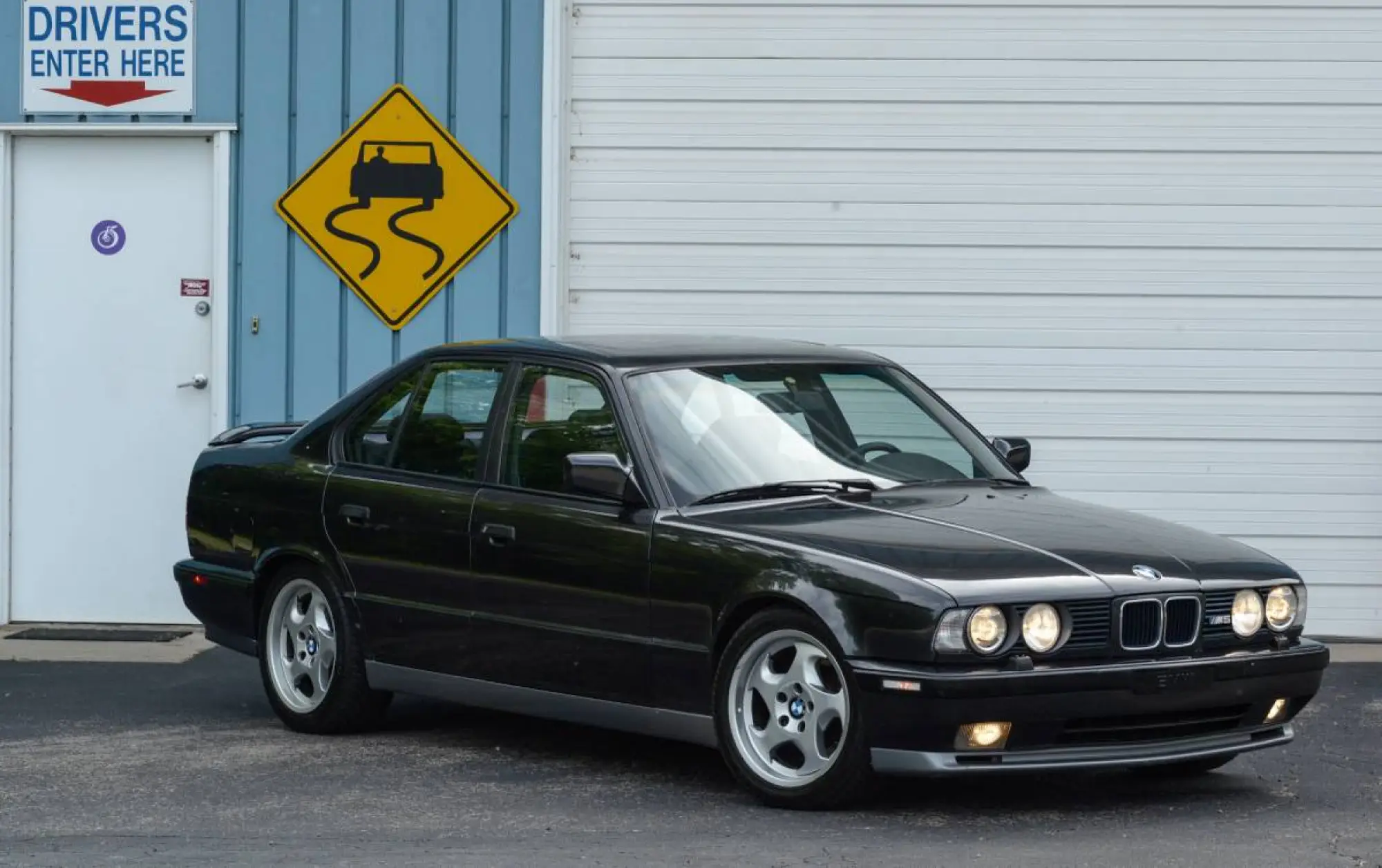 BMW E34 M5 - 4
