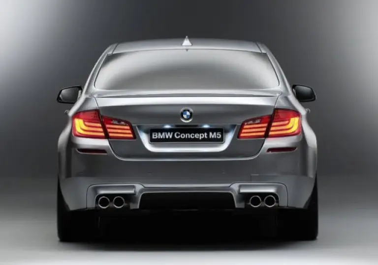 BMW F10 M5 2011 OFFICIAL PHOTOS - 6