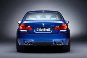 BMW F10 M5 2011 OFFICIAL PHOTOS