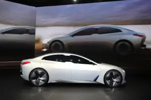 BMW i Vision Dynamics - Salone di Francoforte 2017 - 13