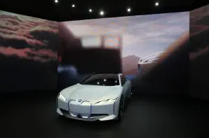 BMW i Vision Dynamics - Salone di Francoforte 2017