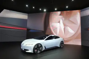 BMW i Vision Dynamics - Salone di Francoforte 2017