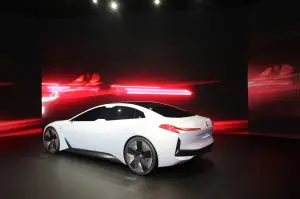 BMW i Vision Dynamics - Salone di Francoforte 2017 - 7