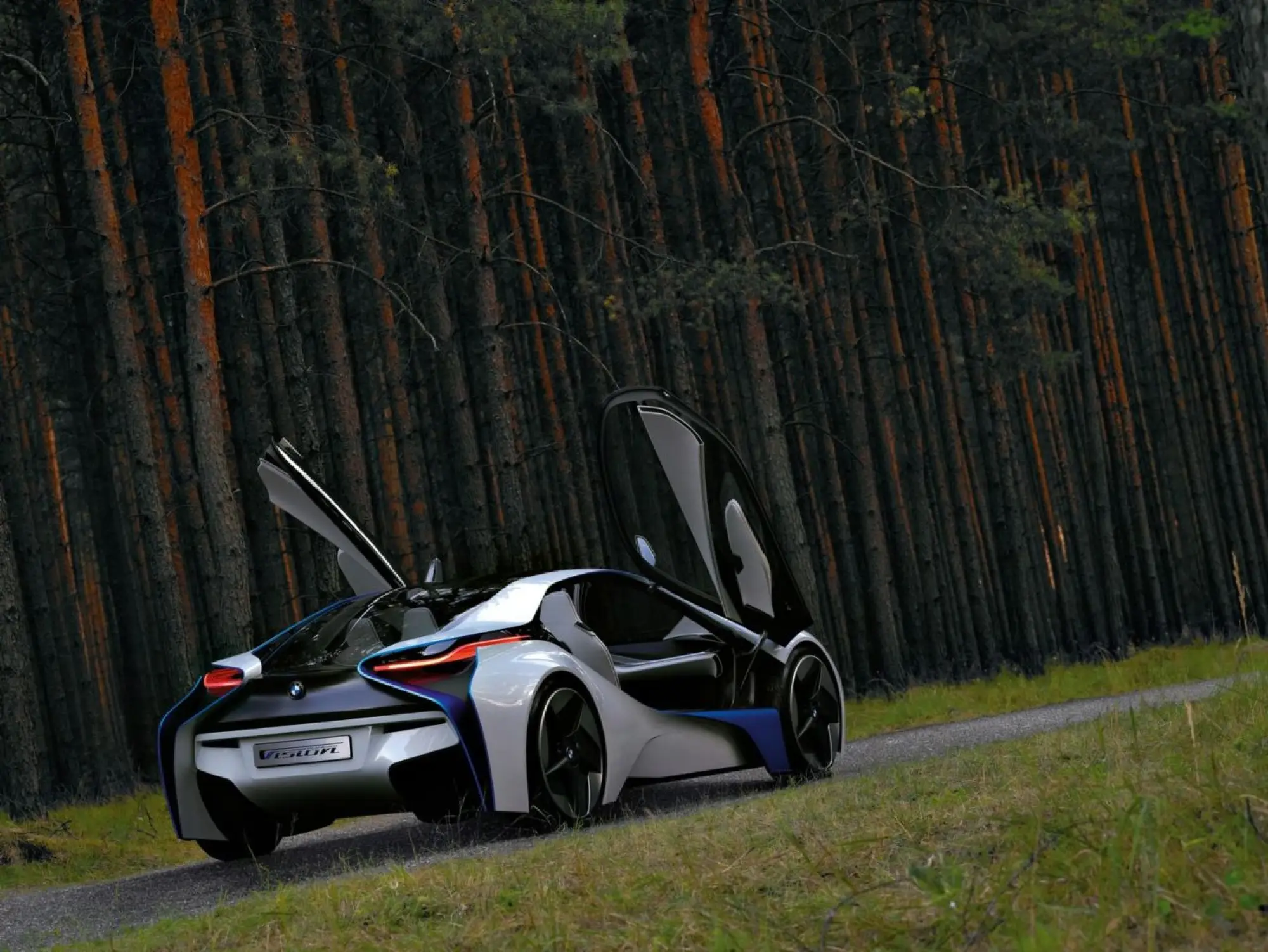 BMW i - 4