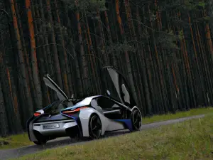 BMW i - 4