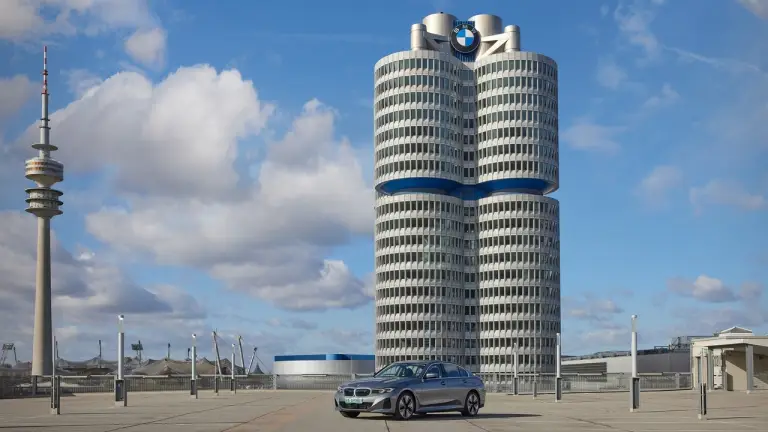 BMW i3 eDrive35L - Foto - 6