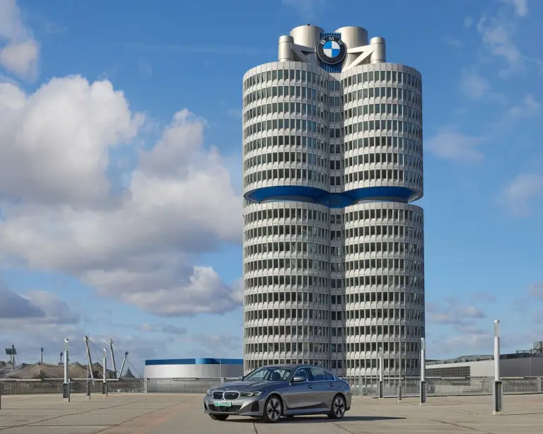 BMW i3 eDrive35L - Foto - 9