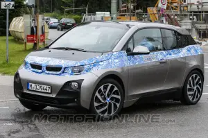 BMW i3 - Foto spia 08-07-2013