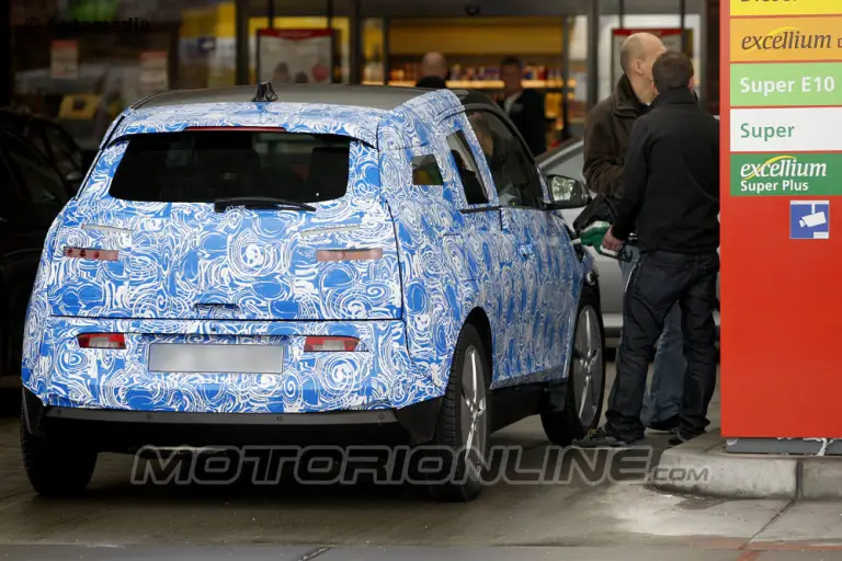 BMW i3 - Foto spia 20-12-2012 - 1