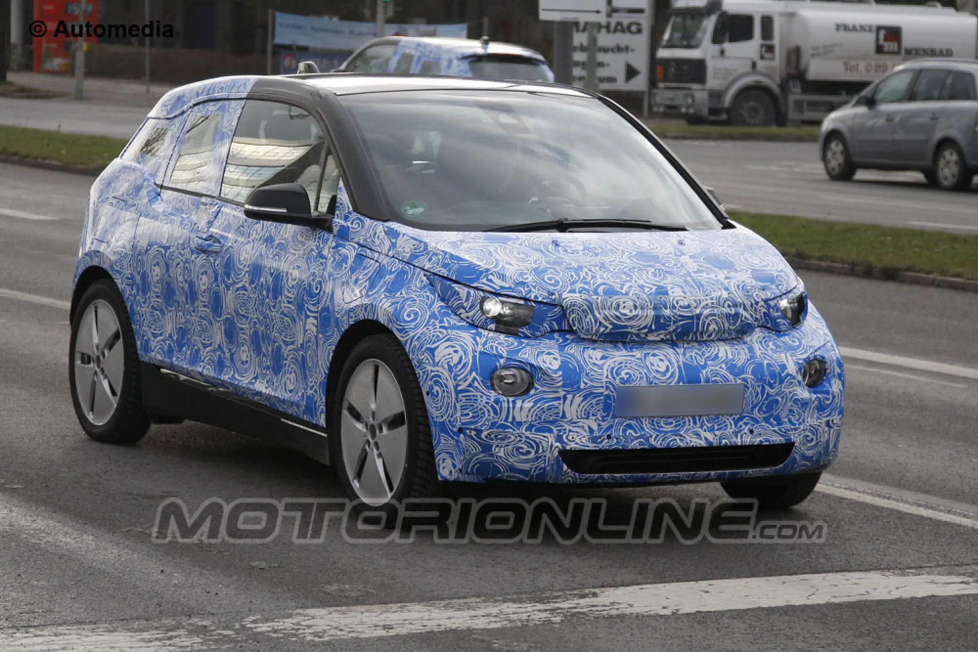 BMW i3 - Foto spia 20-12-2012 - 3