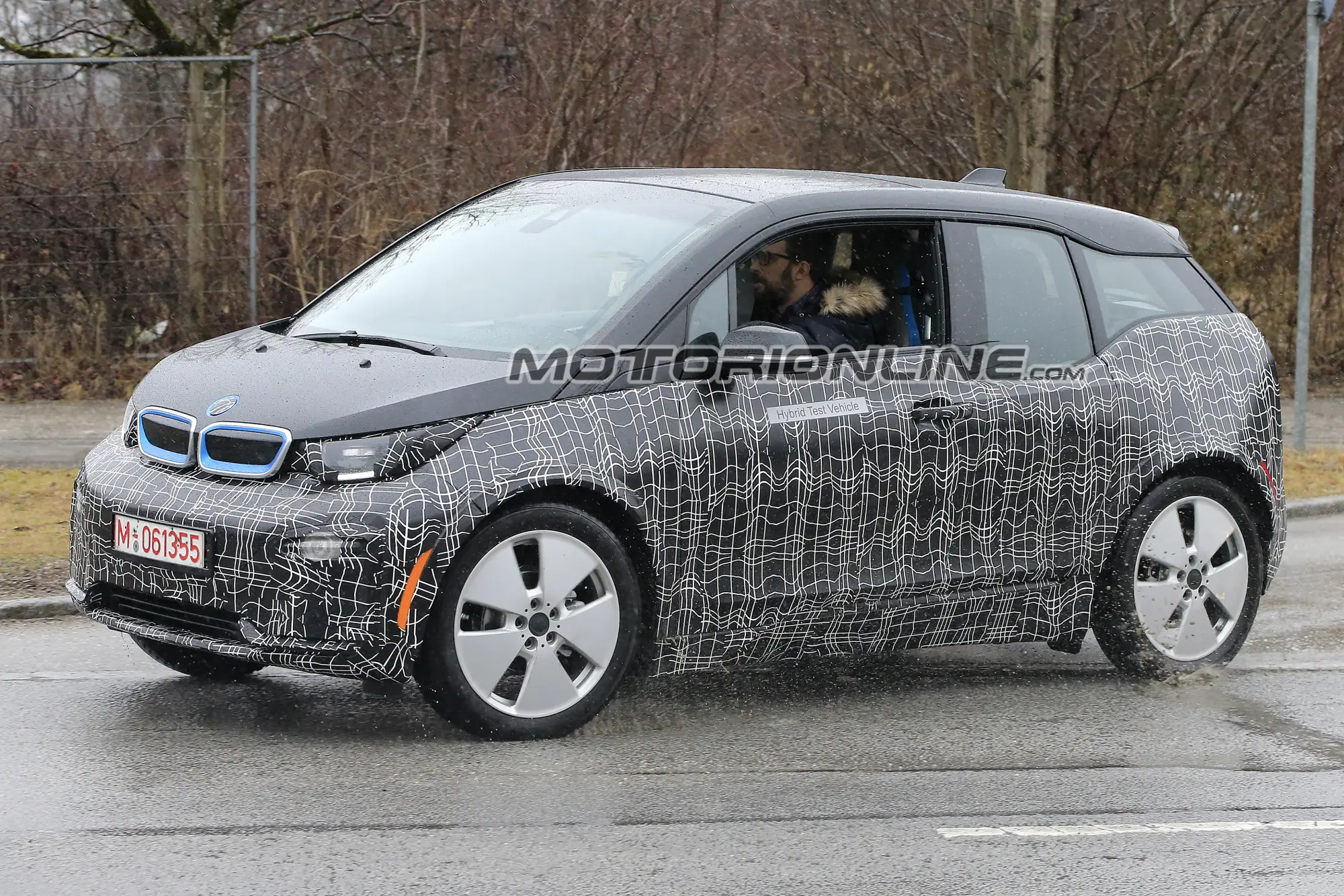 BMW i3 restyling foto spia 20 Febbraio 2017 - 2