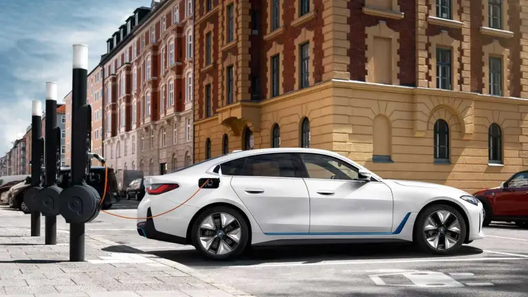 BMW i4 2021 - 1