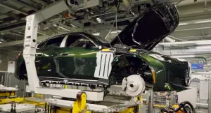 BMW i4 produzione - Foto - 1