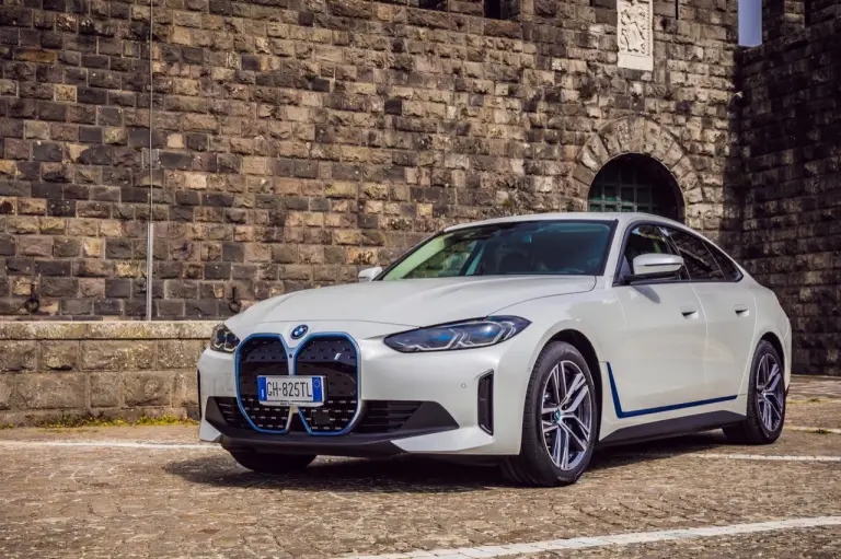 BMW i4 - Prova in Anteprima - 22