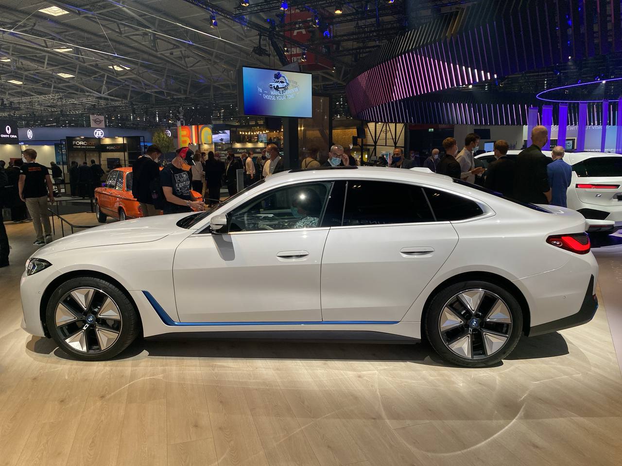 BMW i4 - Salone di Monaco 2021