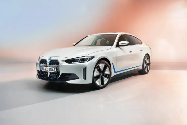 BMW i4 - 6
