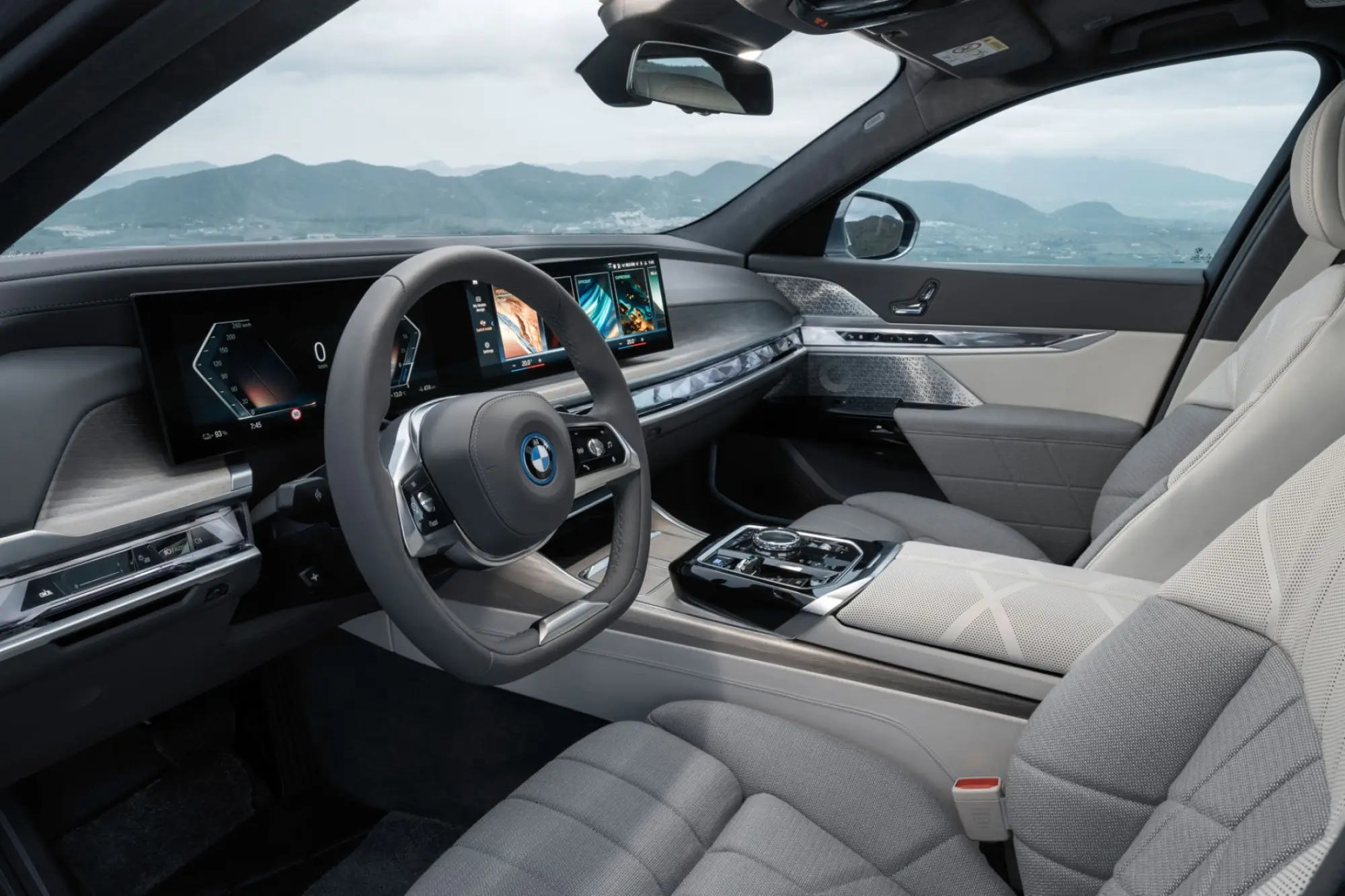 BMW i7 2022 - 19