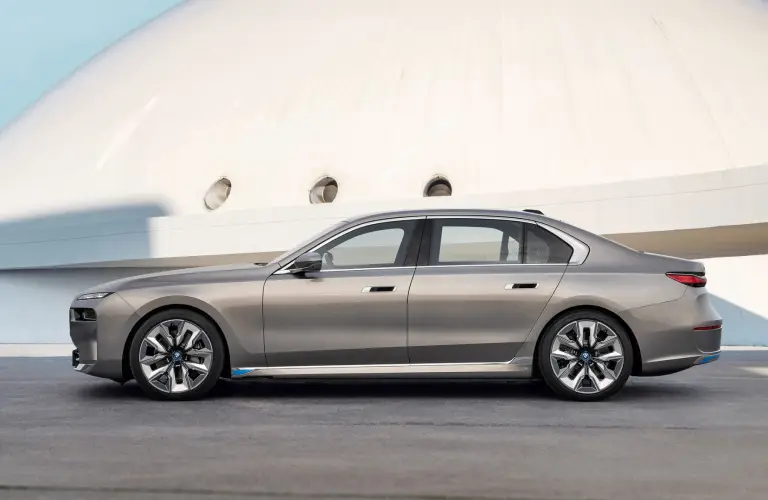 BMW i7 2022 - 26
