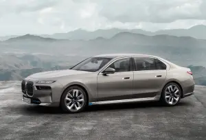 BMW i7 2022 - 34