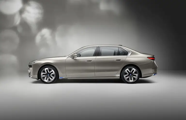 BMW i7 2022 - 39
