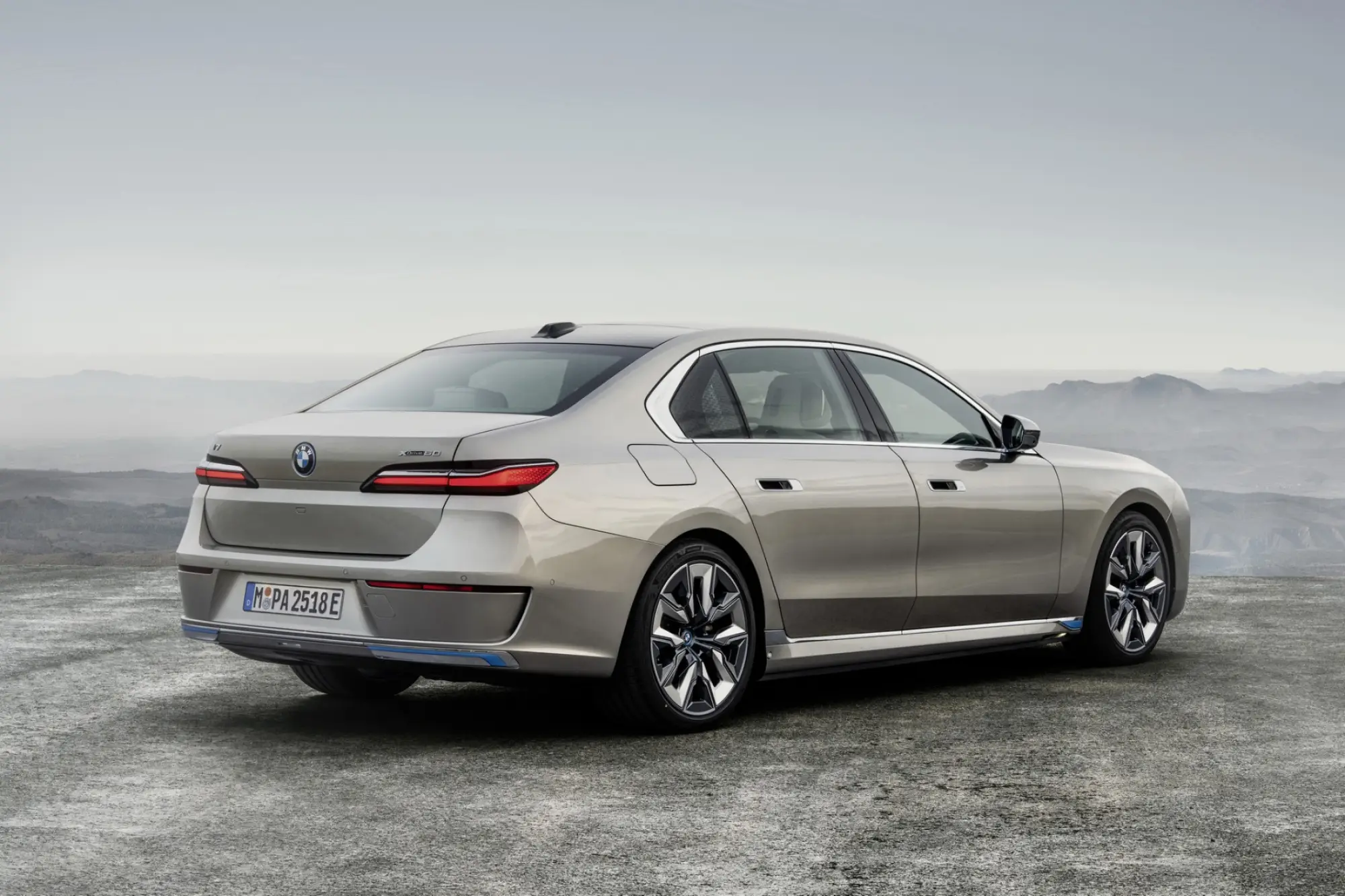 BMW i7 2022 - 48