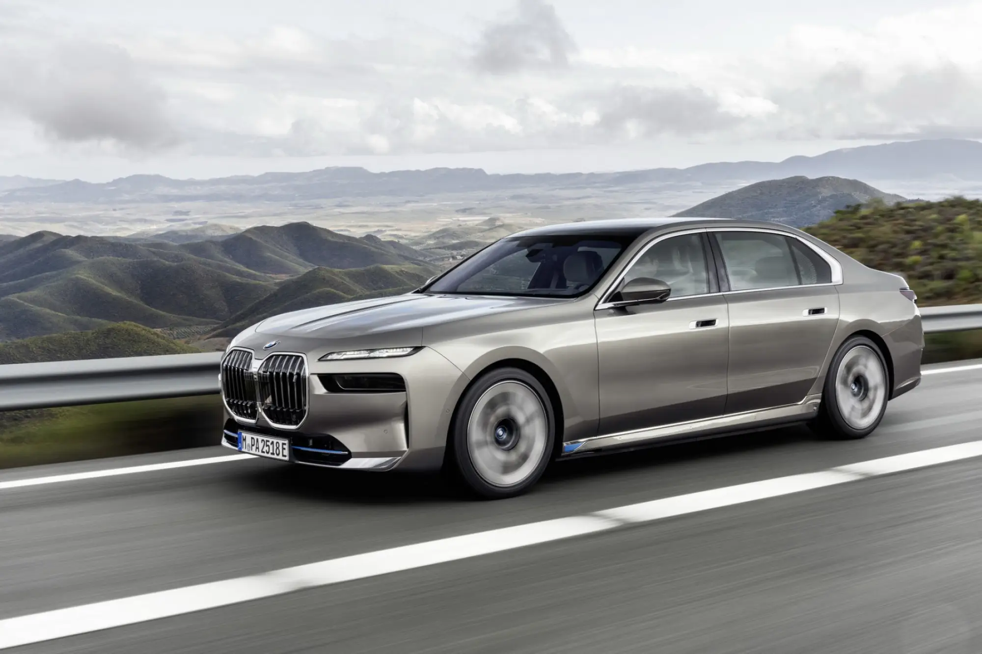 BMW i7 2022 - 46