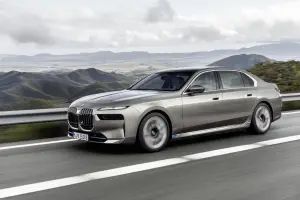BMW i7 2022 - 46
