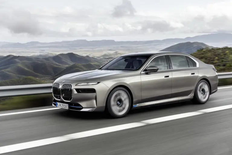 BMW i7 2022 - 46