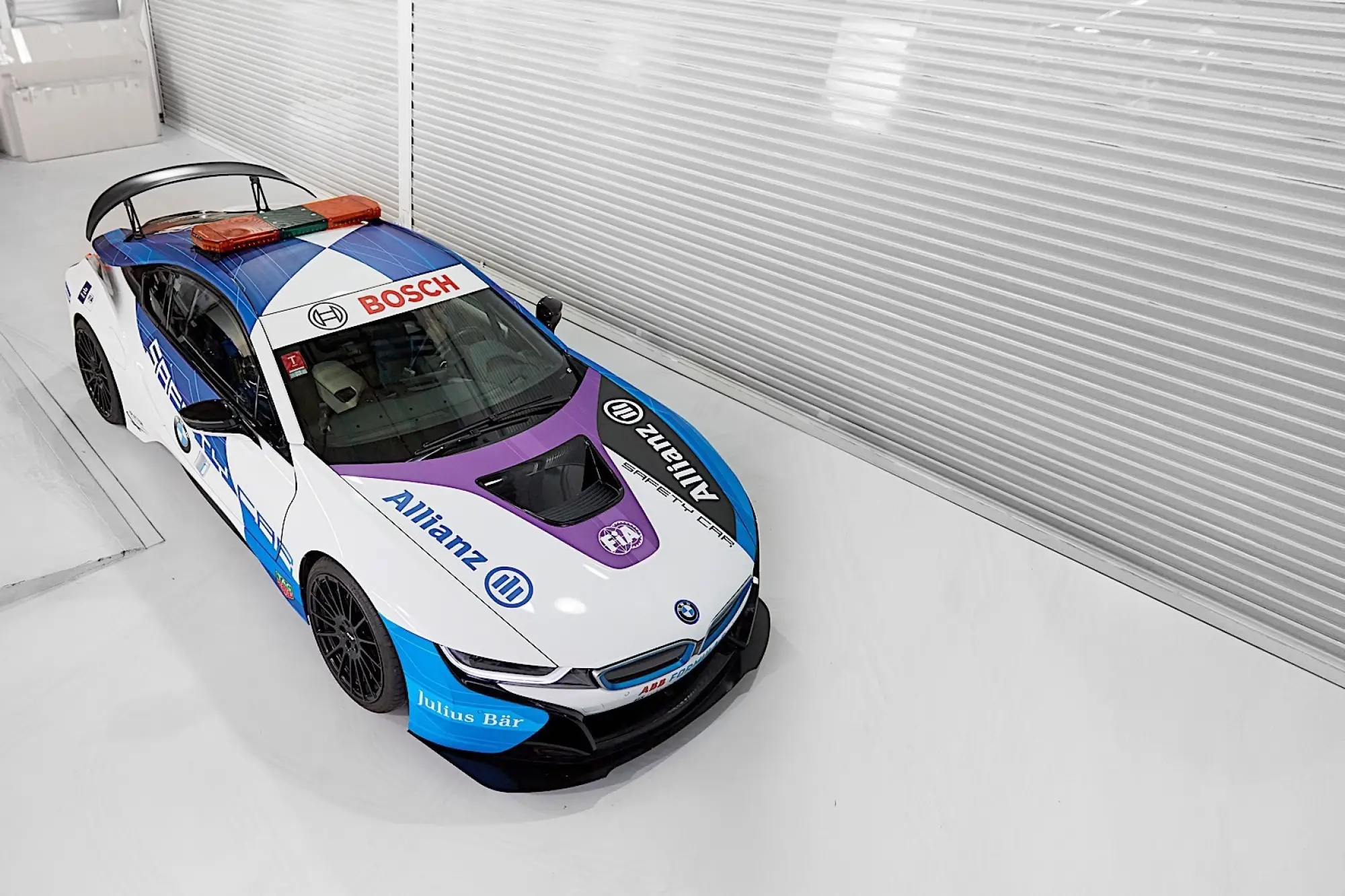 BMW i8 Coupe - Safety Car Formula E 2019 - 4